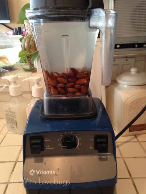 How to Make Homemade Almond Milk Step 2