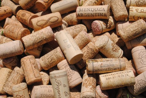 16 Upcycled Cork Crafts
