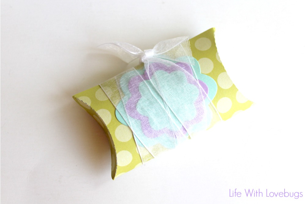 Pillow Box Gifts (1)