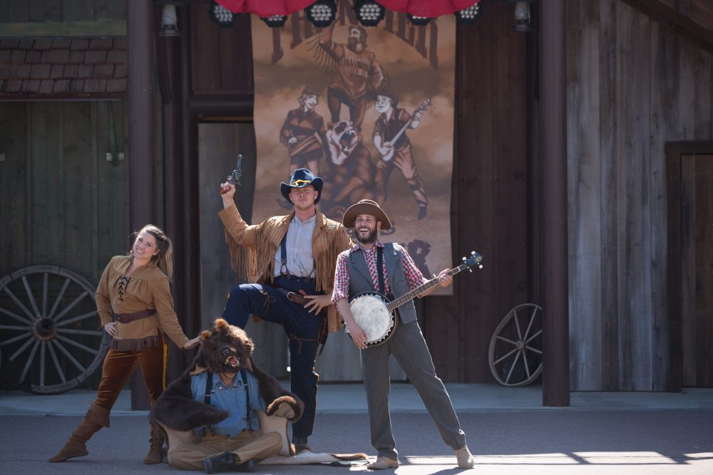 Knotts Berry Farm: Wild West Stunt Show