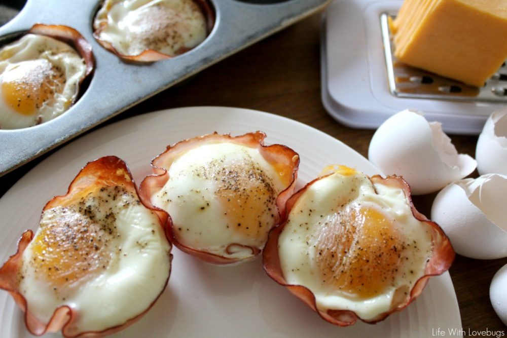 Ham and Cheese Eggs Cups - LowCarb KETO Breakfast Recipe