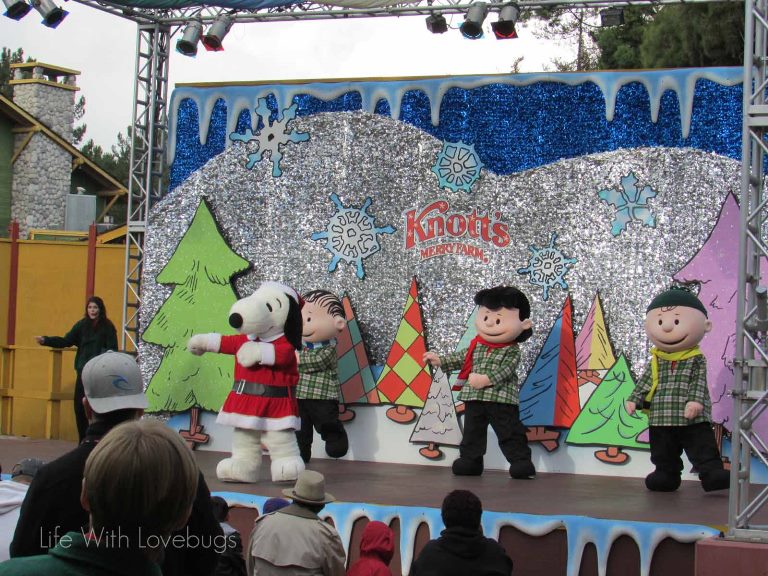 Knotts Berry Farm - Christmas