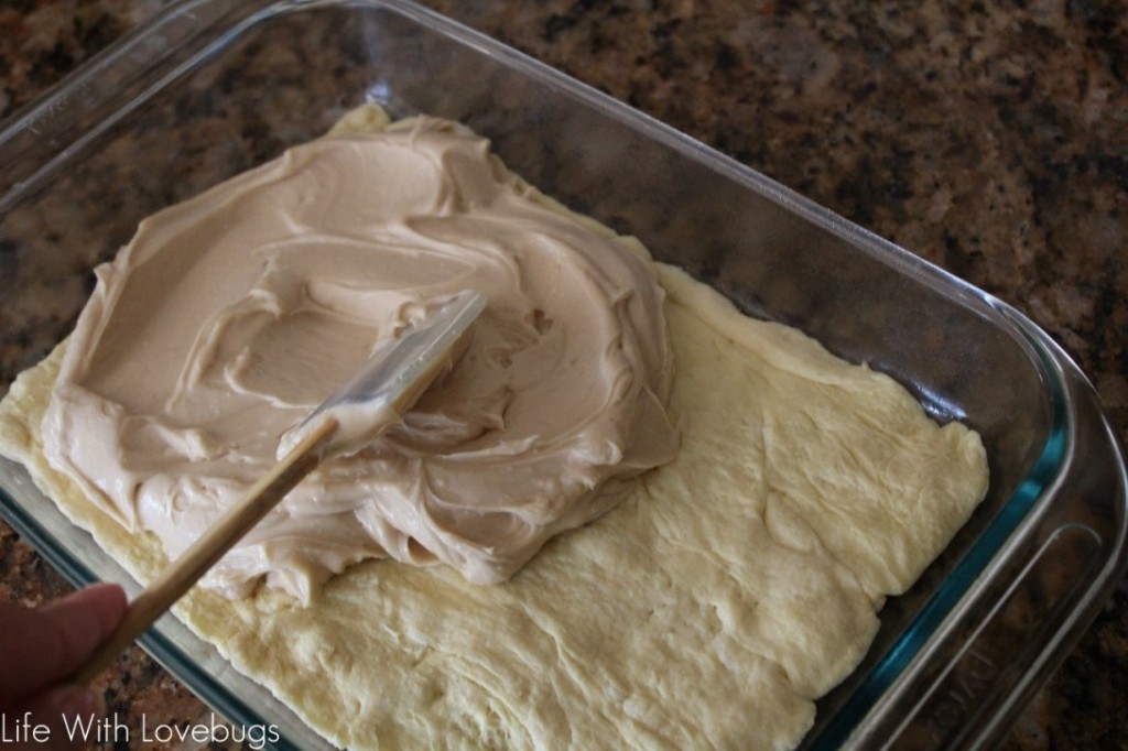 Cinnamon & Sugar Cream Cheese Squares 