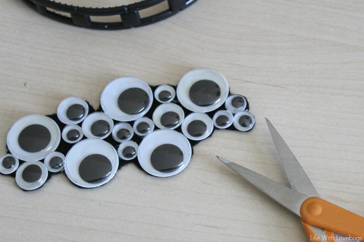 DIY Halloween Accessory: Googly Eyes Headband 