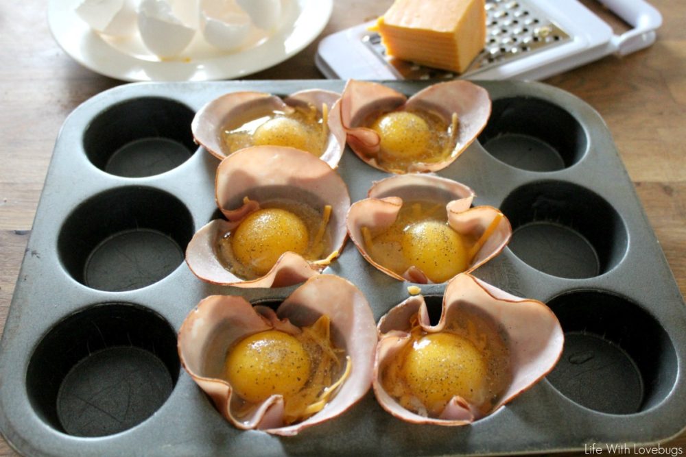 Ham and Cheese Eggs Cups - LowCarb KETO Breakfast Recipe