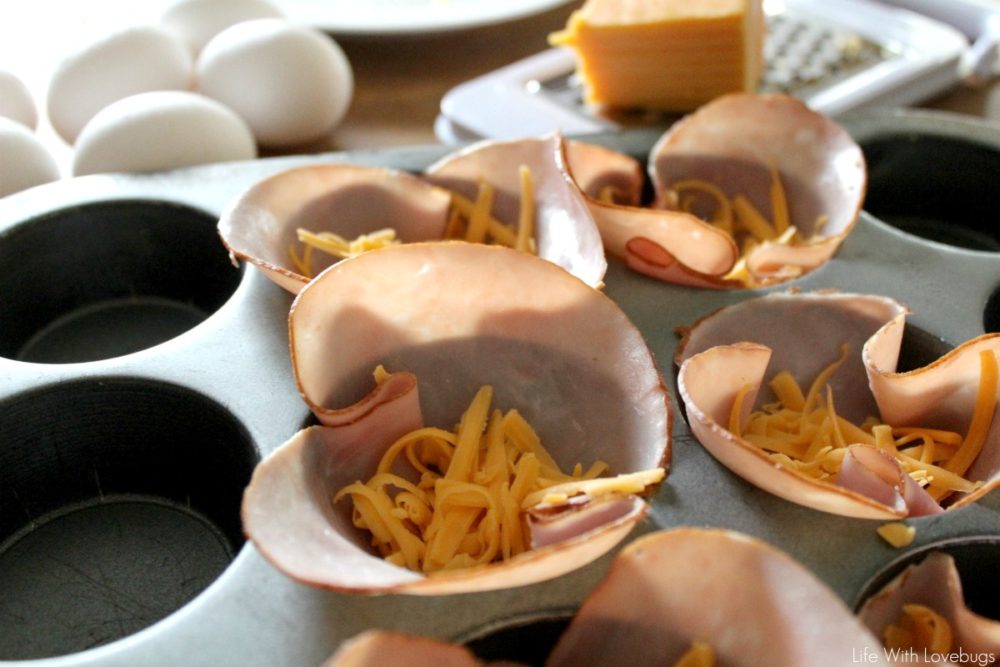 Ham and Cheese Eggs Cups - LowCarb KETO Breakfast Recipe