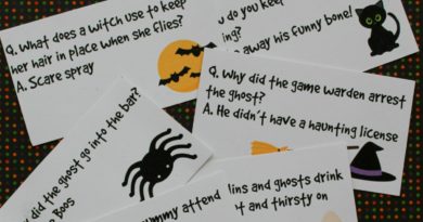 31 Halloween Jokes for Kids + Printable Cards