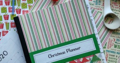 How to Make a Christmas Planner