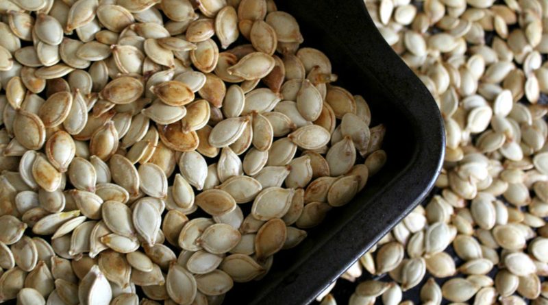 How to Roast Pumpkin Seeds + 10 Seasoning Ideas